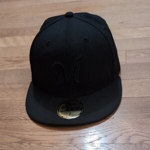 New Era 59FIFTY Fitted Hat Black Tonal MLB Size 7 Flat Brim Milwaukee Brewers